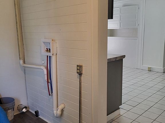 5th image of 1510 Chapel St #1/2