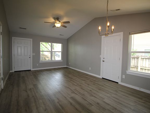 2nd image of 214 NW J St