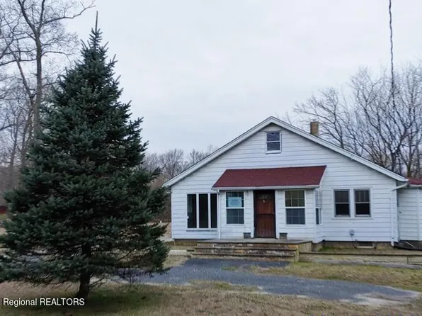 234 Cranberry Road, Farmingdale, NJ 07727