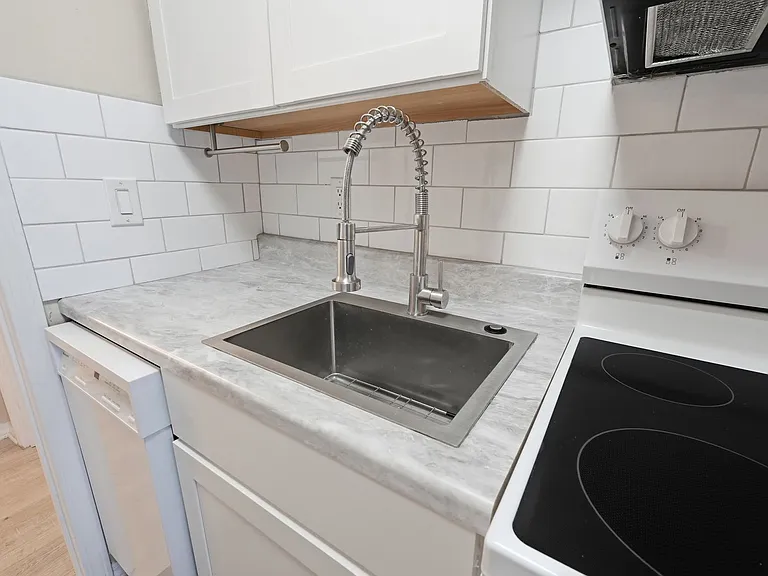 48 Marina Cove Dr #103A — Photo 17