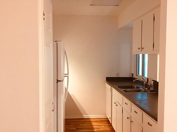 4th image of 6916 Scenic Brook Dr