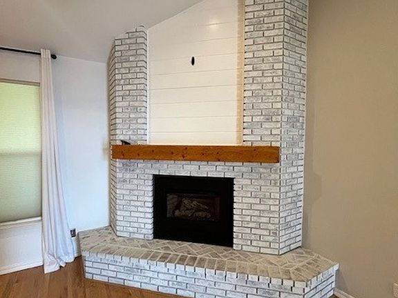 5th image of 5922 W Mary Ct