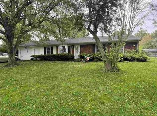 817 E Talisman Dr, Terre Haute, IN 47802
