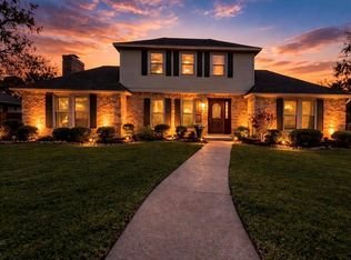 2348 Shalmar Dr, West Columbia, TX 77486