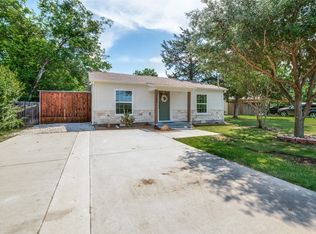 203 S Waxahachie St, Mansfield, TX 76063