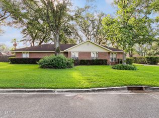 293 Devonshire Ln, Orange Park, FL 32073