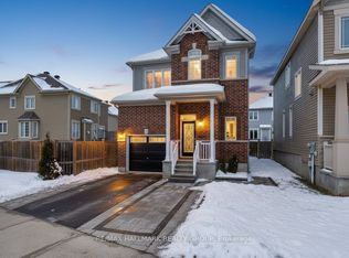 229 Meadowbreeze Dr, Ottawa, ON K2M 3A6