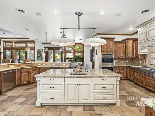 532 N White Sage Way, Eagle, ID 83616