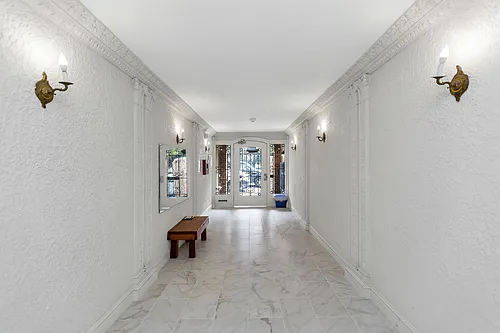 125 Clayton Photo 1