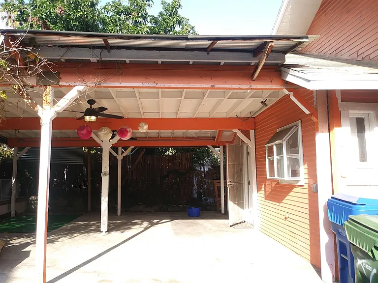 719 N Coronado St — Photo 2
