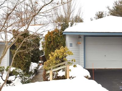 212 Wind Hollow Ct, Mahwah, NJ, 07430