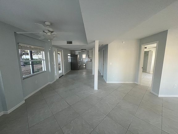4th image of 5355 Montclair Pl Floor 1