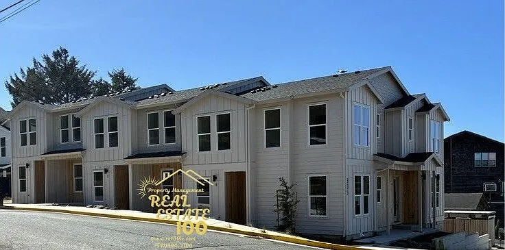 305 SE Jetty Ave — Photo 14