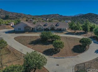 33322 Deerglen Ln, Agua Dulce, CA 91390