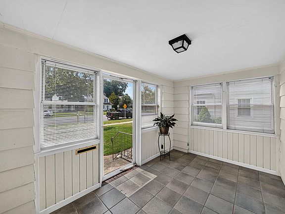 5th image of 2518 Erskine Blvd