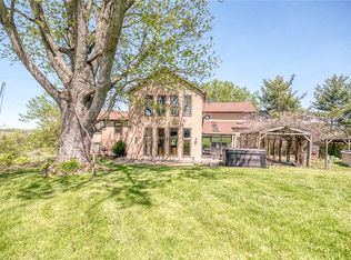 9 Saw Mill Ln, Hickory, PA 15340