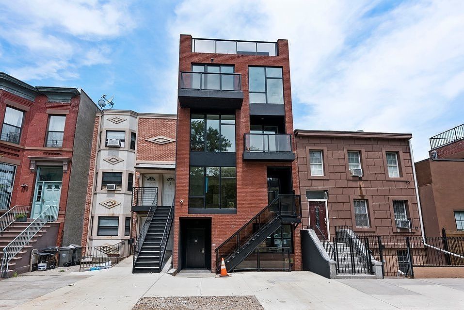1st image of 377 Quincy St