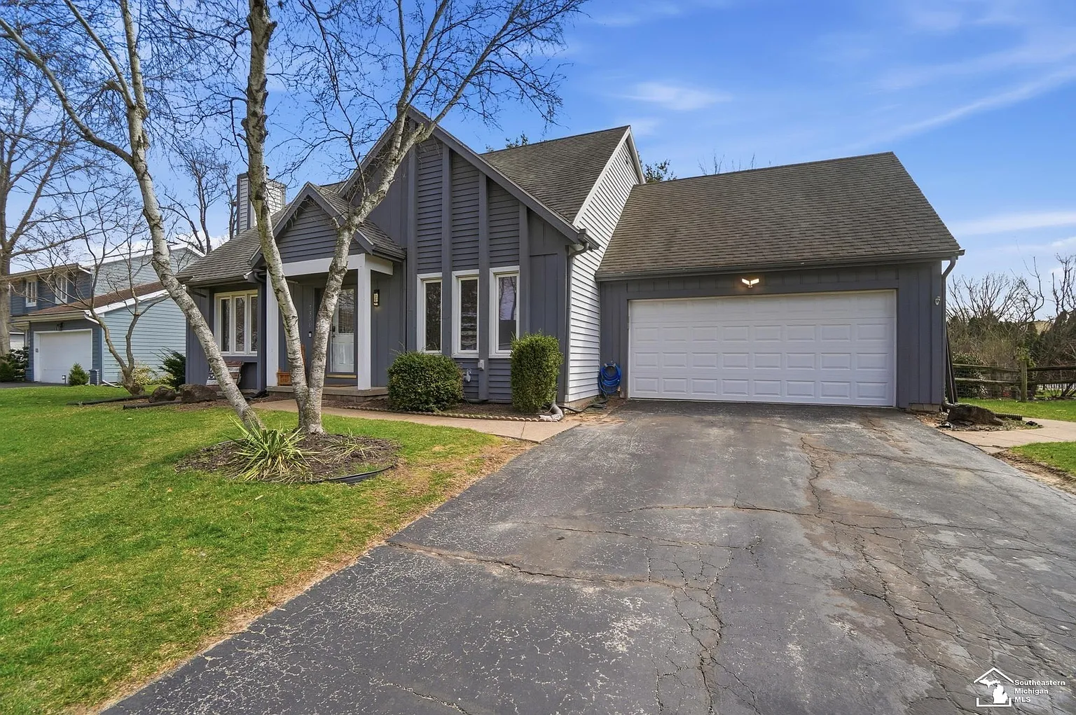 7356 Forest Valley Rd photo 1