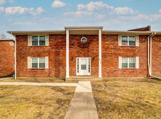 9115 Nieman Rd APT 3, Overland Park, KS 66214