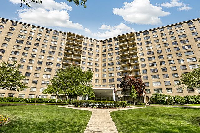1st image of 6933 N Kedzie Ave APT 817