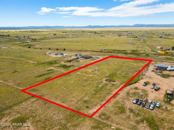 26767 N Sweet Pea Bud Ln, Paulden, AZ 86334
