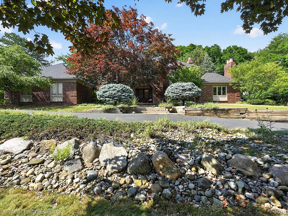1st image of 34462 Ramble Hills Dr