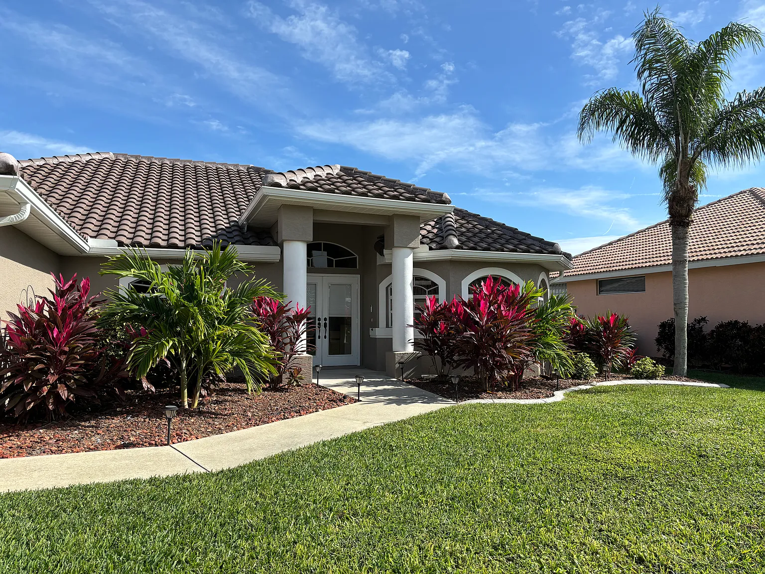 SW 28th Pl, Cape Coral — Photo 4