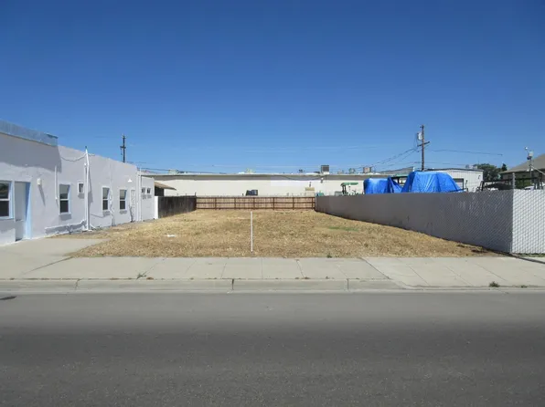 931 North St, Firebaugh, CA 93622