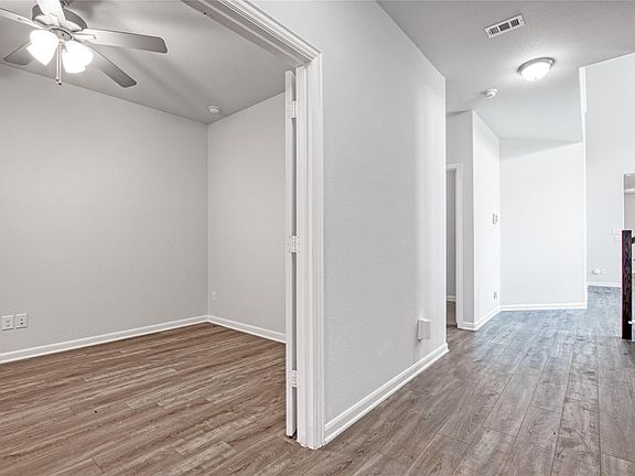 2nd image of 2042 Crosby Drive
