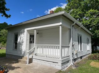 107 Adams St, Falmouth, KY 41040