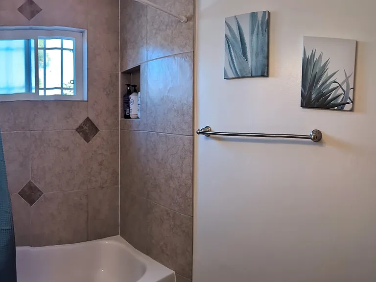 4813 Mansfield St — Photo 13