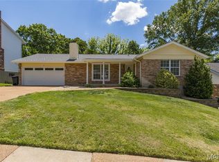 7138 Shady Hill Dr, Saint Louis, MO 63129