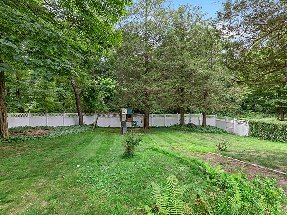 JanetB-3740 Mill Ln-14.JPG