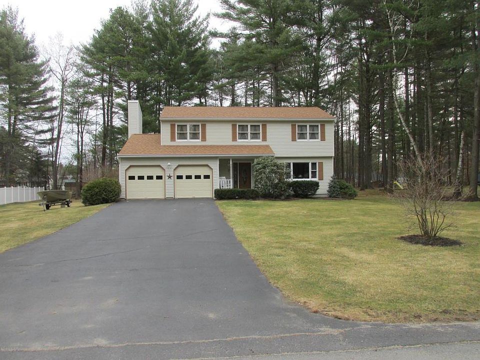 1st image of 7 Queen Diana Ln