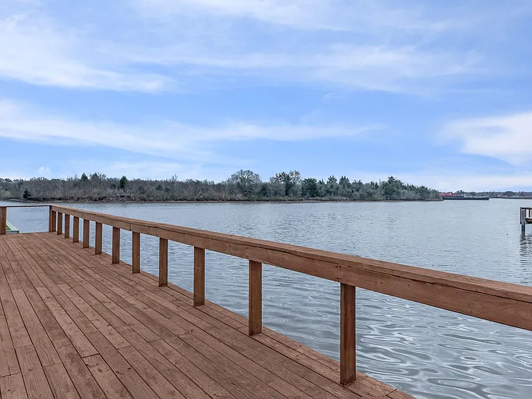 Watermark at Baytown — Photo 7
