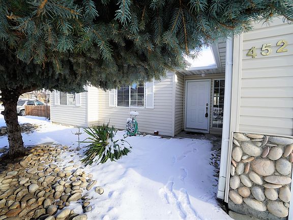 2nd image of 452 S Jolinda Ave