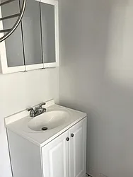 Rented by Salon Realty Corp