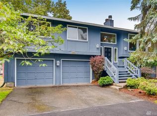 1030 NE 115th St, Seattle, WA 98125