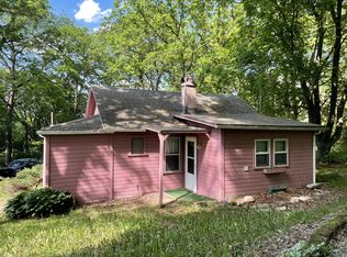 W8859 Hickory Rd, Delavan, WI 53115