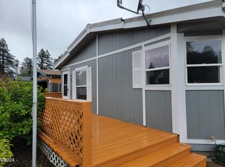 1942 SE Donelle Dr, Toledo, OR 97391