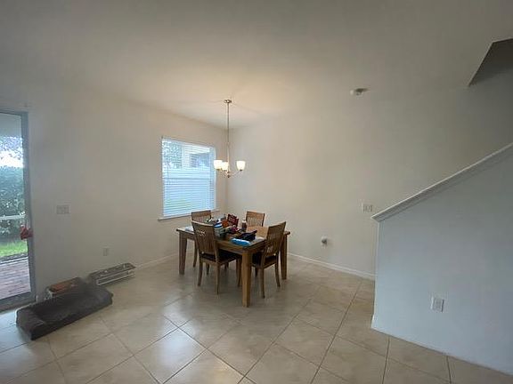 4th image of 10828 Alvara Way