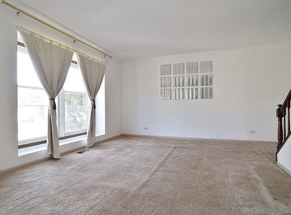 2nd image of 708 Newton Ct