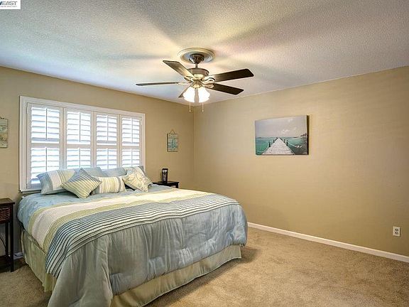 3rd image of 4356 Golf Dr