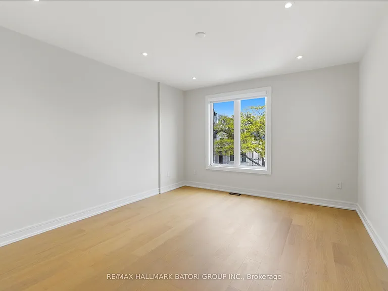 68 Lynnhaven Rd — Photo 37