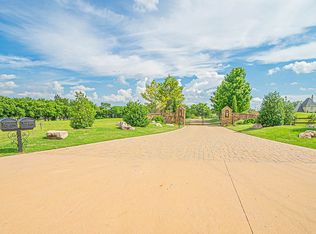 4540 W Covell Rd, Edmond, OK 73012