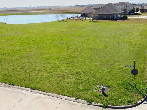 2575 Bellevue Lakes St, Paulina, LA 70763