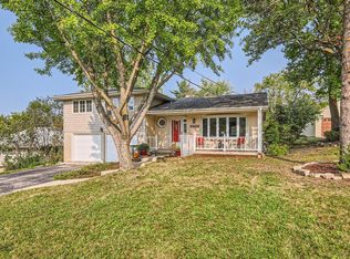 5731 Fairmount Ave, Downers Grove, IL 60516