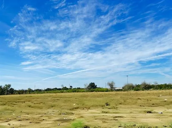 9507 N 71st Ln, Mission, TX 78573