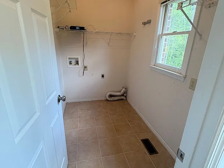 1540 Cleveland Rd — Photo 7