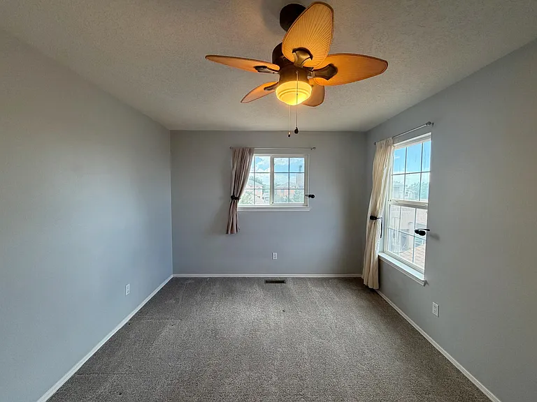 7300 Tricia Rd NE — Photo 28